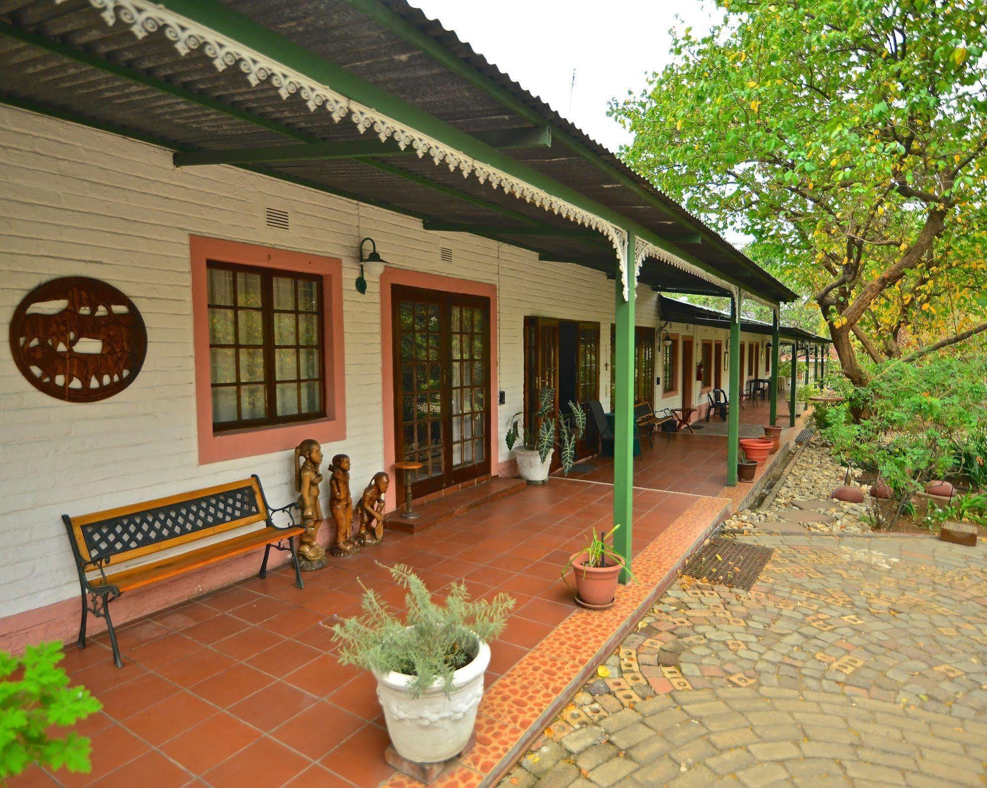 Lalamo Guesthouse Phalaborwa Kültér fotó